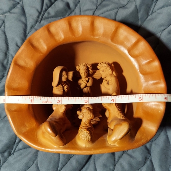 Vintage clay Christmas Nativity scene - Picture 8 of 10